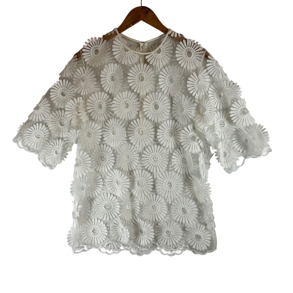 Elie Saab White Floral Guipure Lace Mesh Blouse Short Sleeve Scalloped Hem
